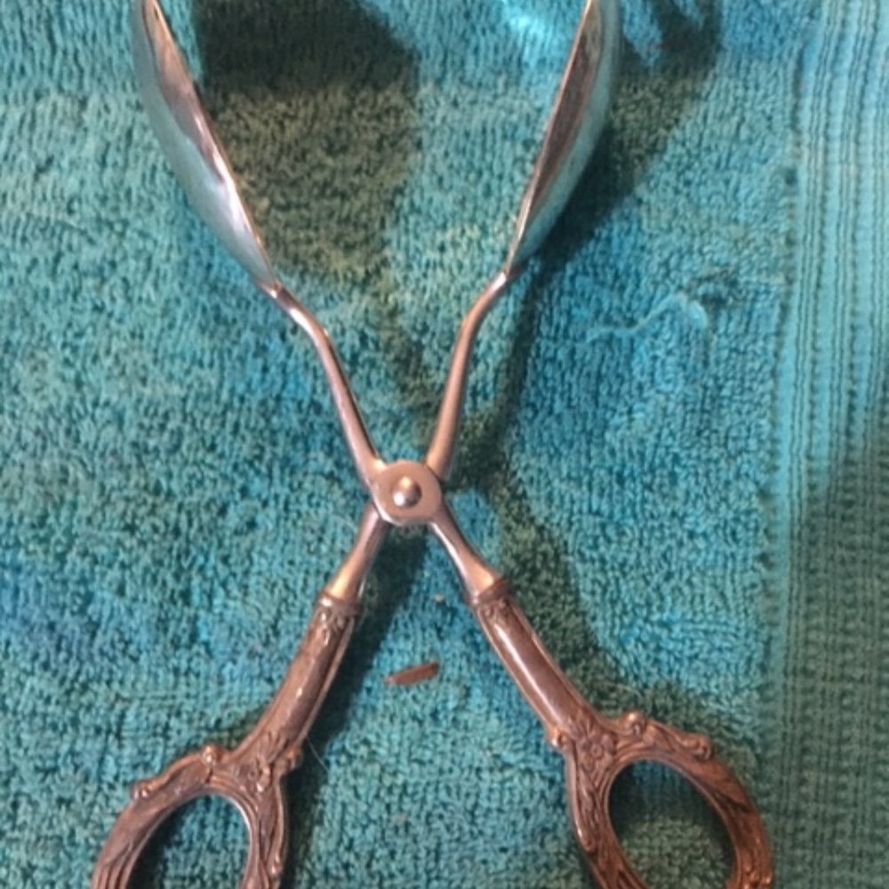 ANTIQUE GERMAN STERLING SILVER SALAD/ICE TONGS